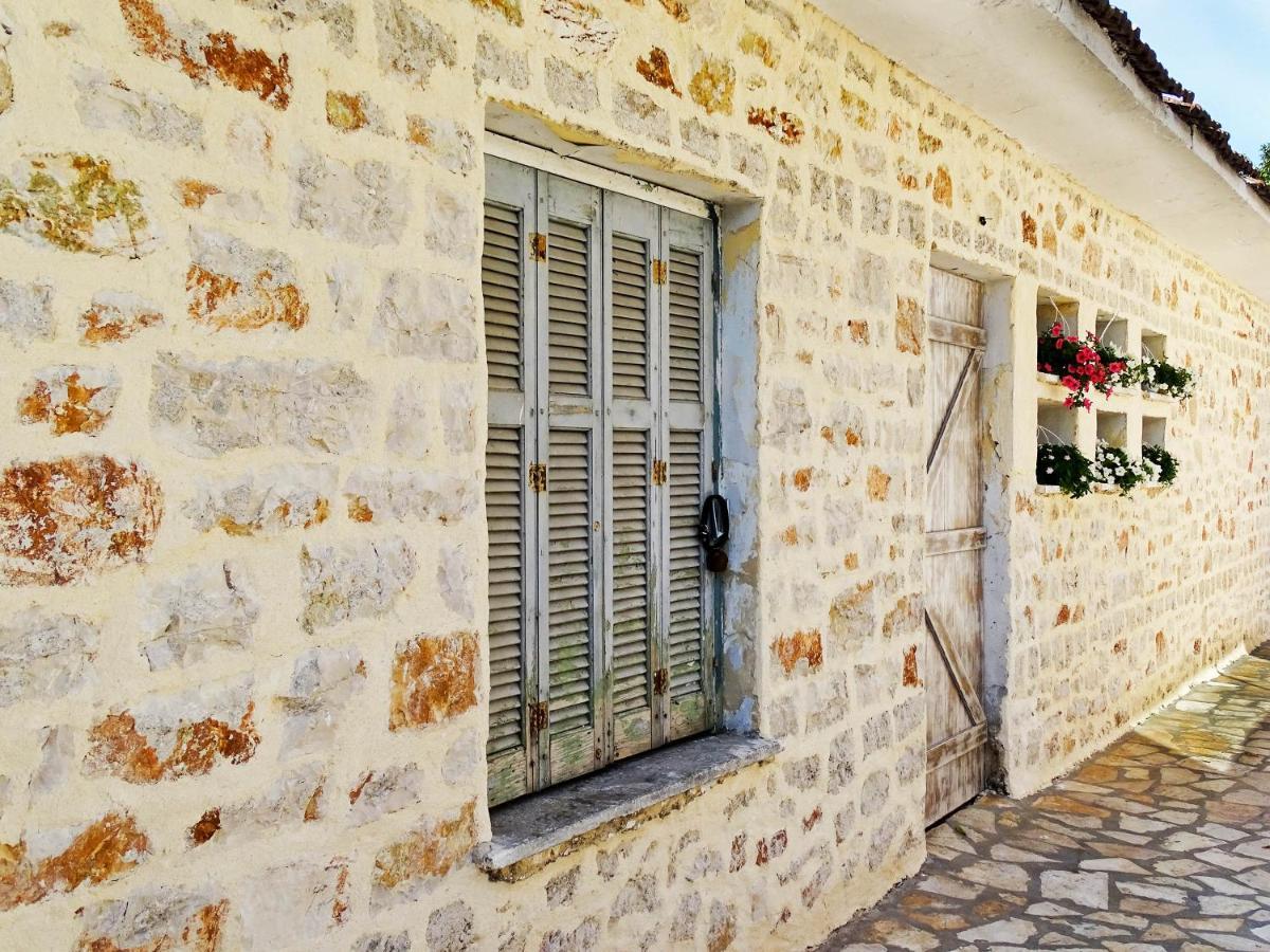 19.40 Luxury Guesthouse Kalpaki  Екстериор снимка